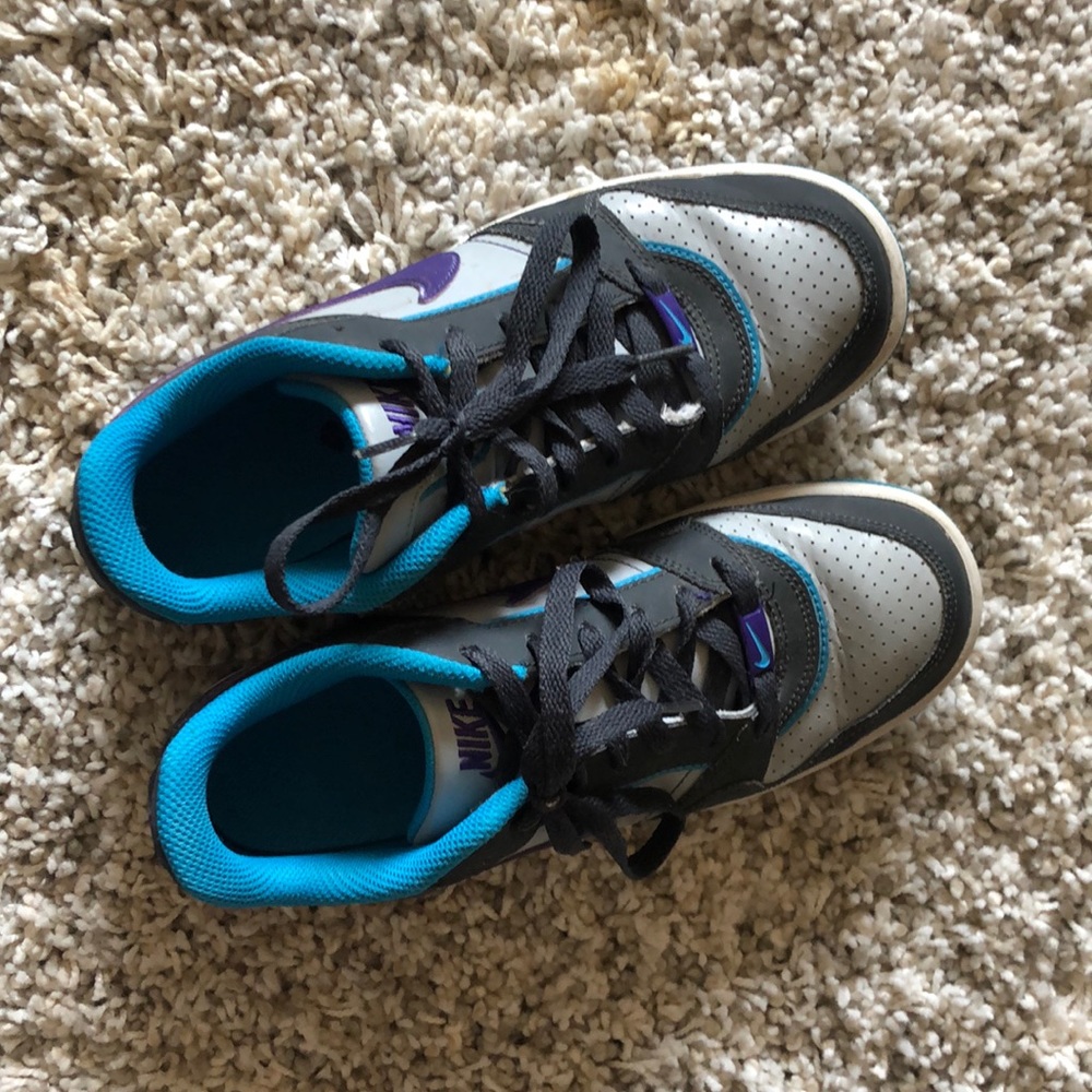 Nike YS Sneakers